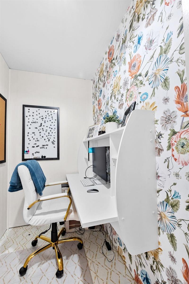 707 Camelot Estates Drive