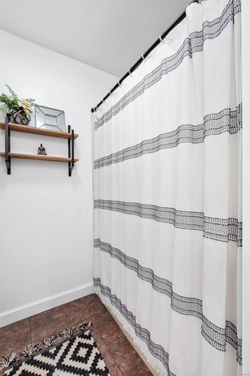 707 Camelot Estates Drive