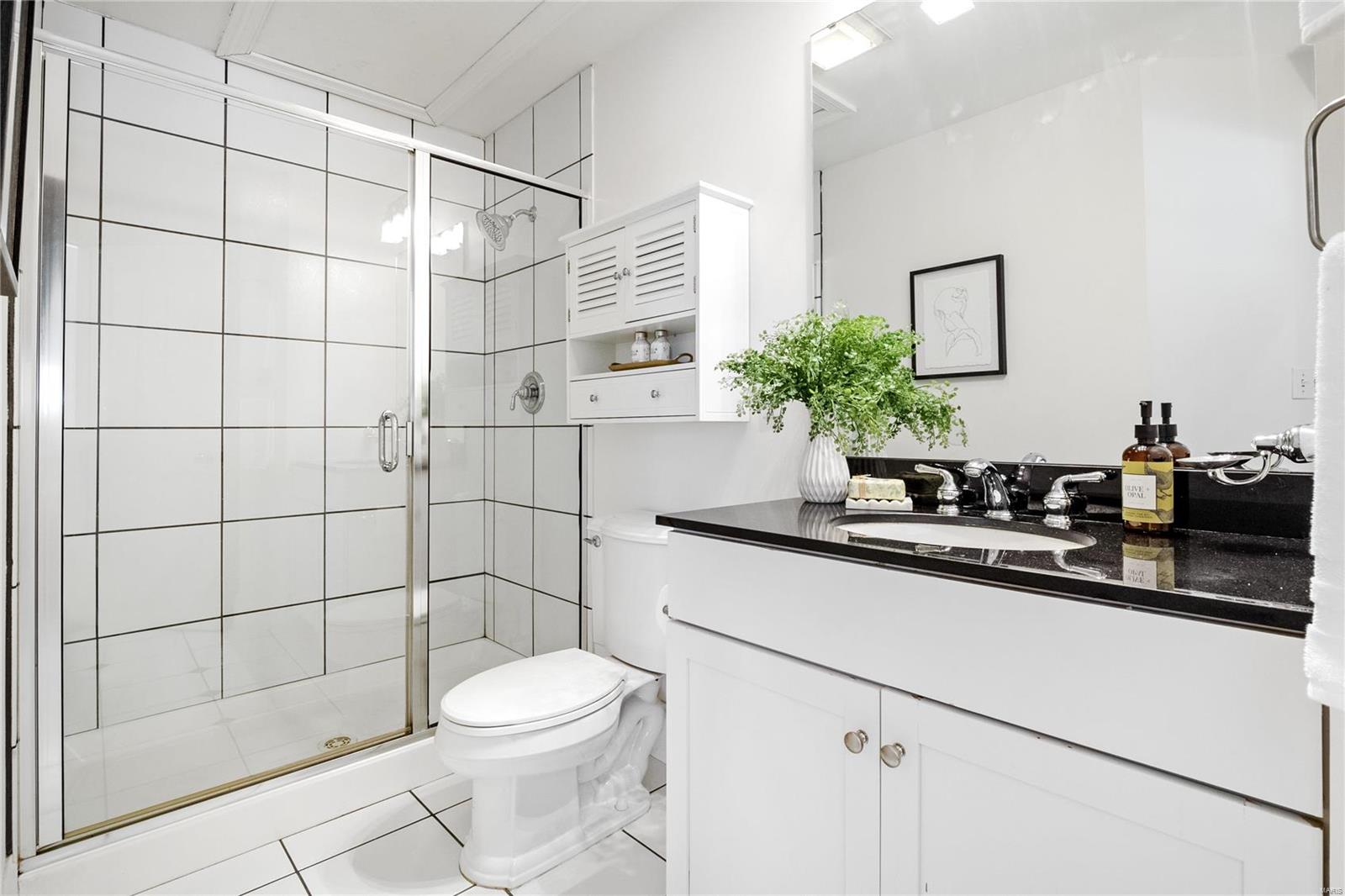 1515 Lafayette Avenue Unit: 204