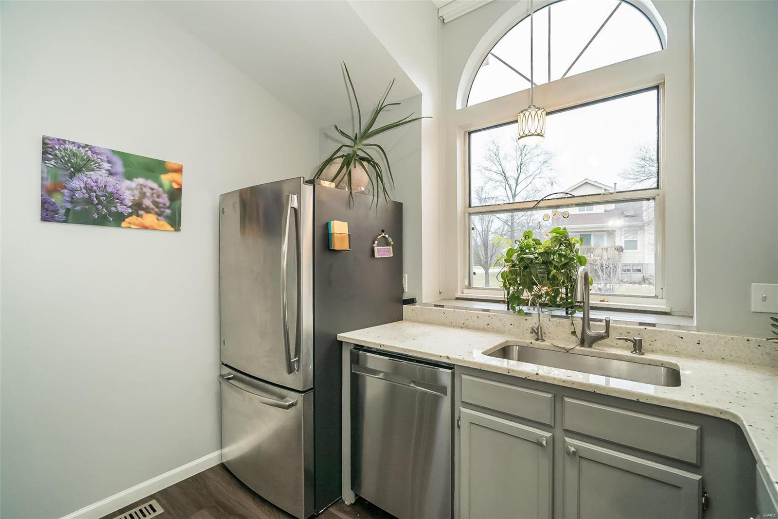 1323 Treetop Trail Drive