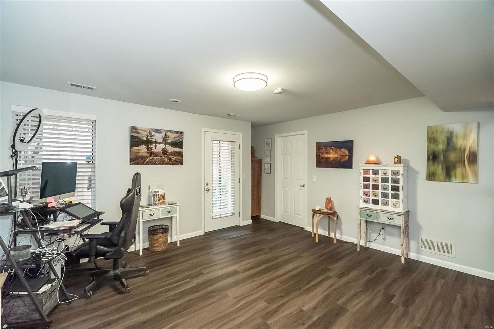 1323 Treetop Trail Drive