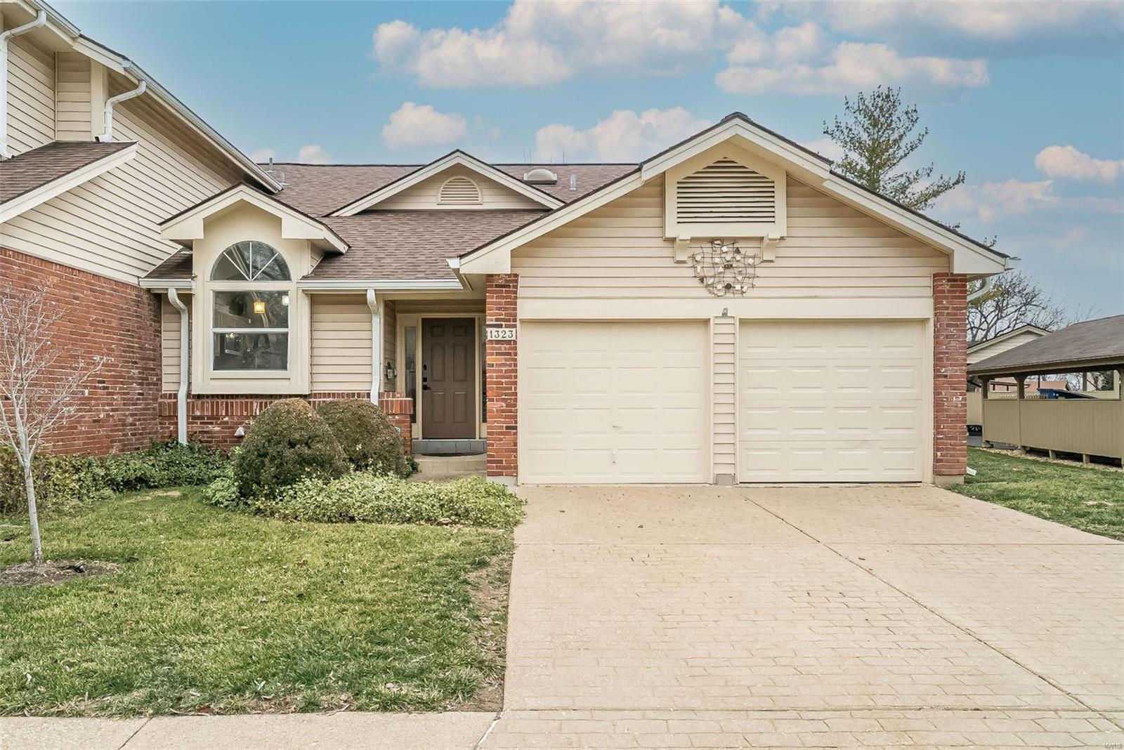 1323 Treetop Trail Drive