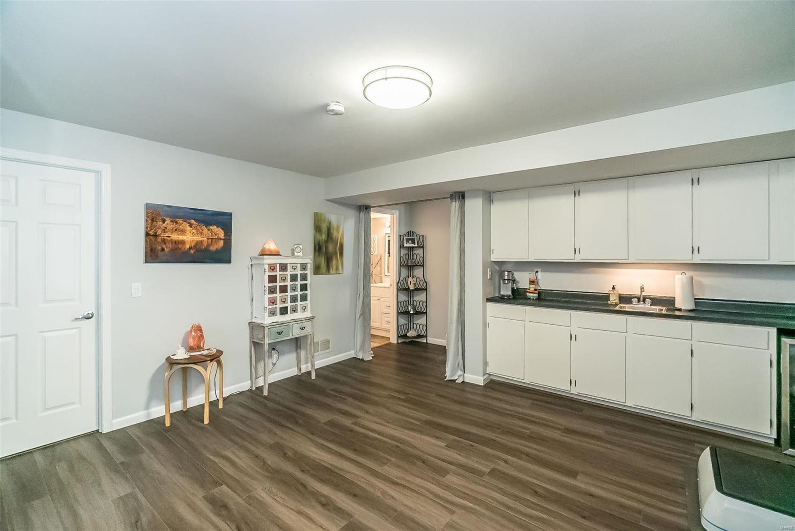 1323 Treetop Trail Drive