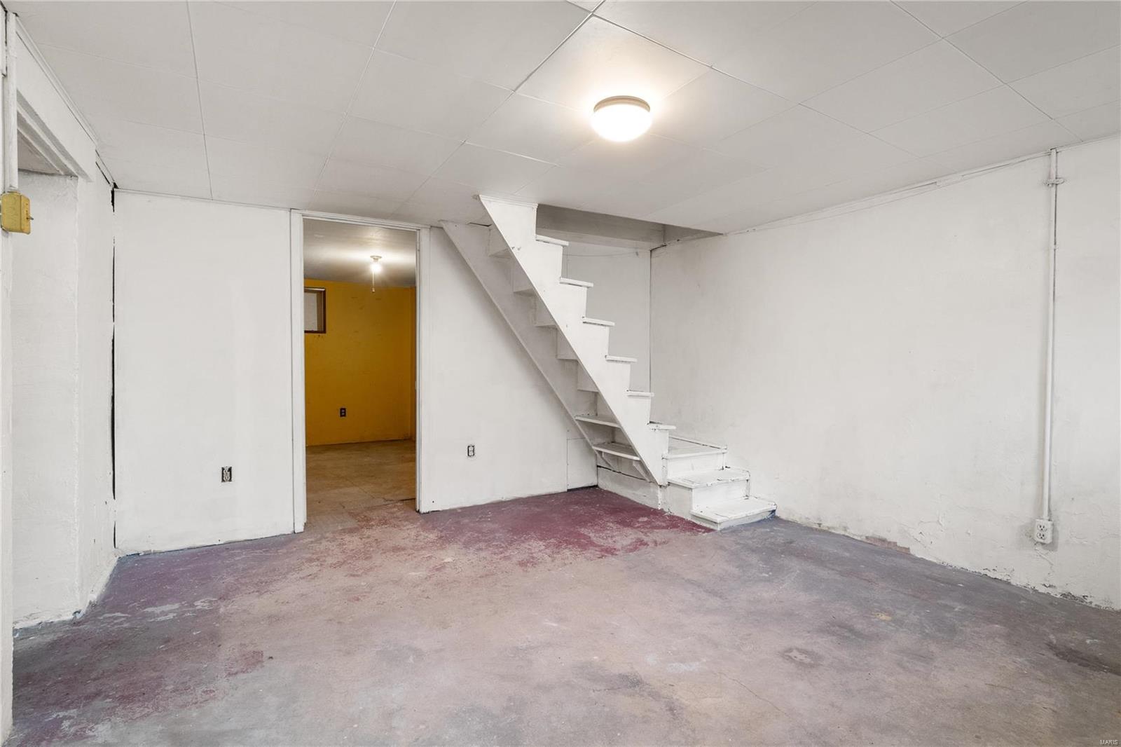 3545 S Spring Avenue