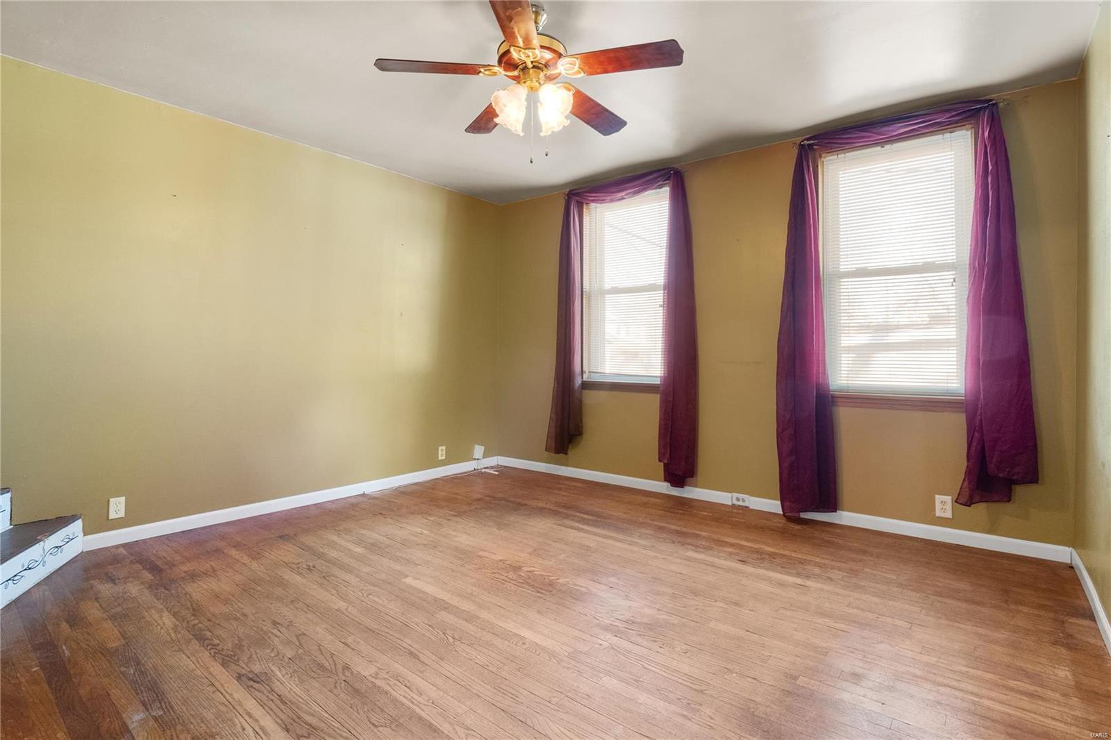 3545 S Spring Avenue