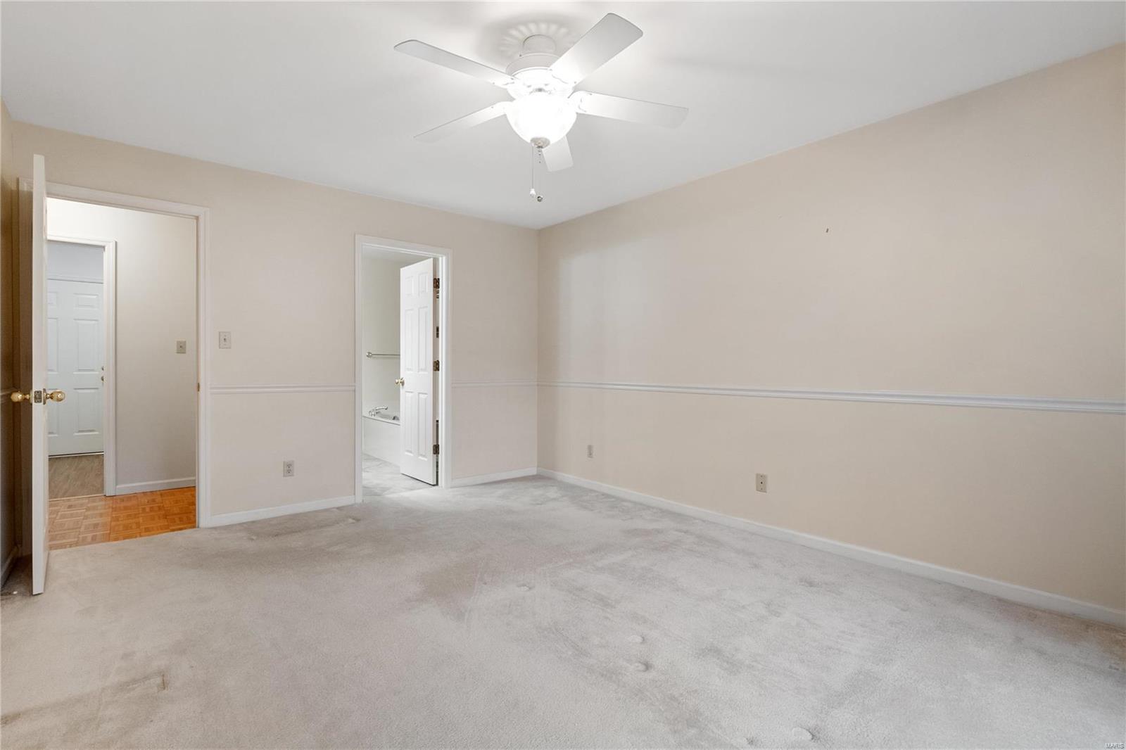 2948 Sylvan Lane Unit: 6D