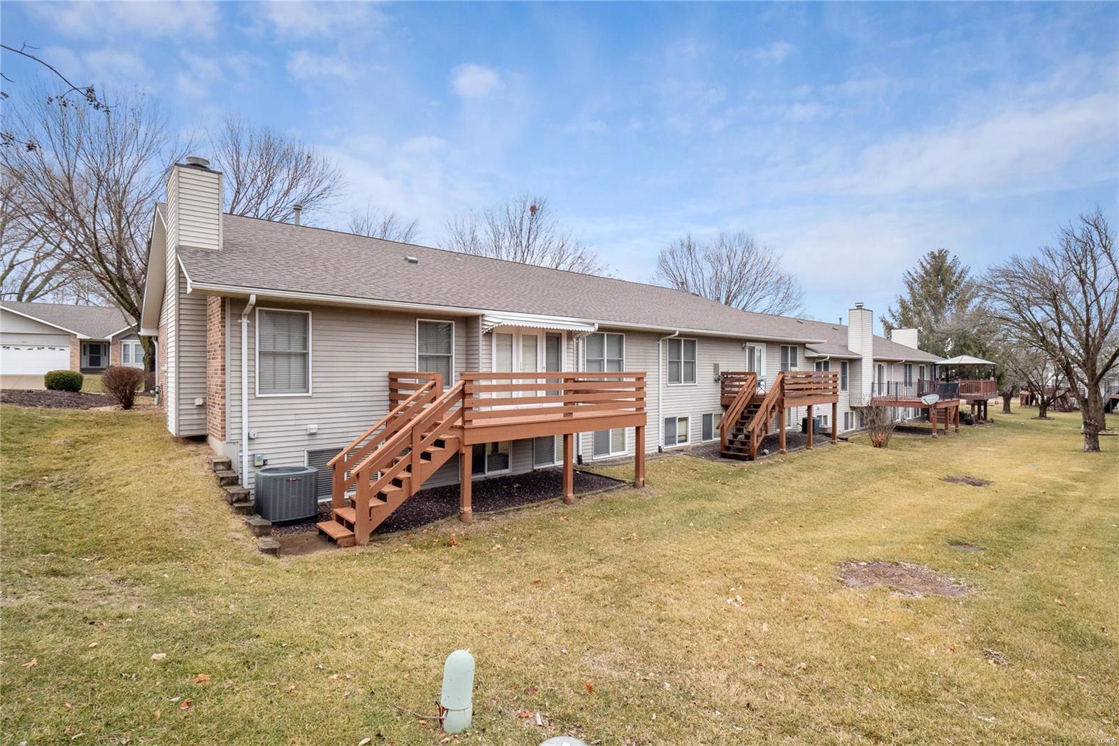 2948 Sylvan Lane Unit: 6D