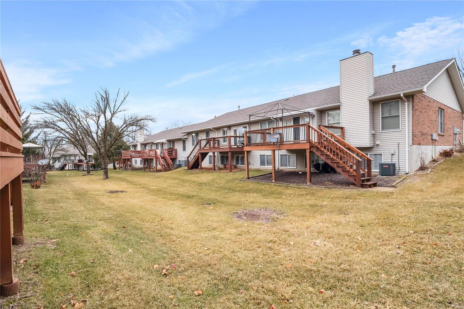 2948 Sylvan Lane Unit: 6D