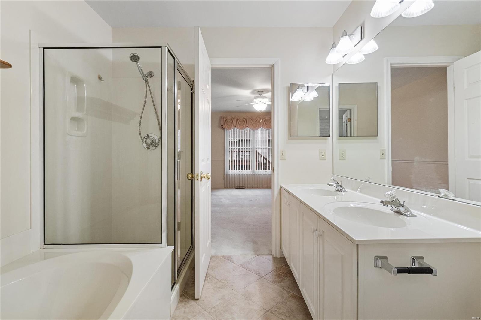 2948 Sylvan Lane Unit: 6D