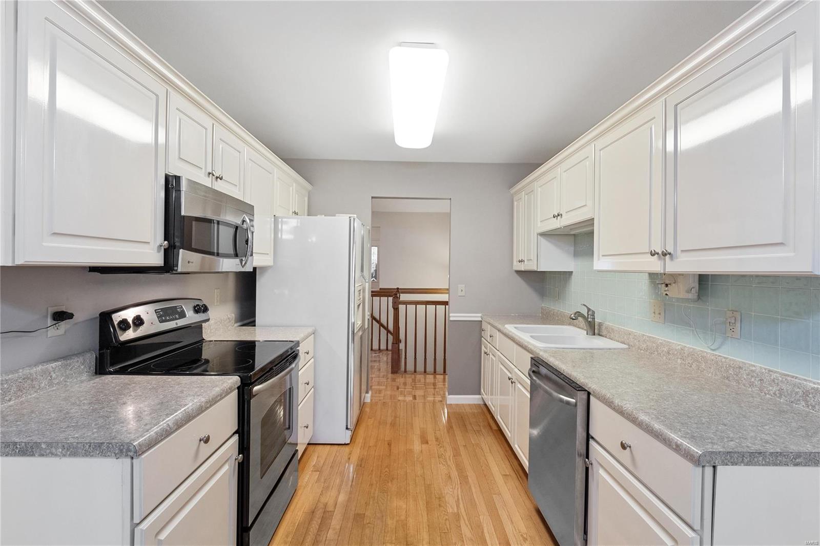 2948 Sylvan Lane Unit: 6D