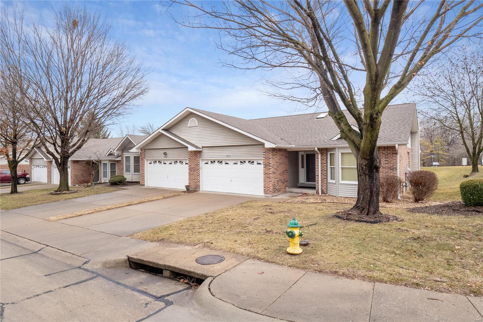 2948 Sylvan Lane Unit: 6D