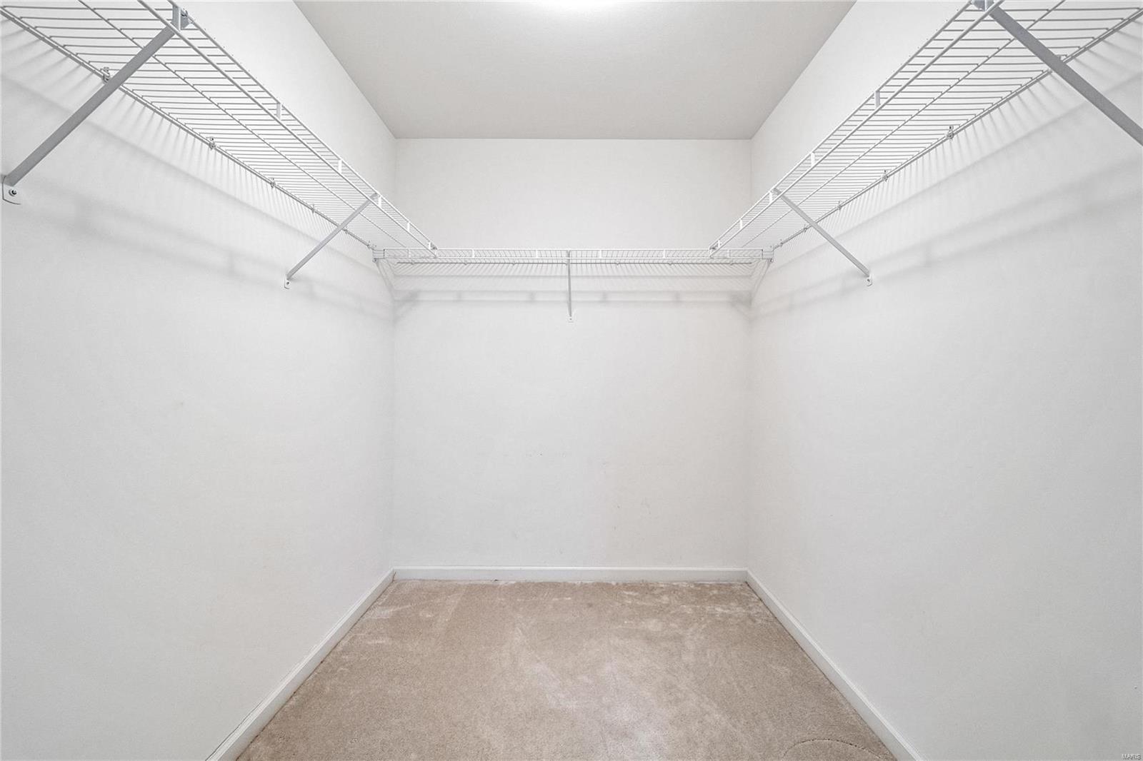 2948 Sylvan Lane Unit: 6D