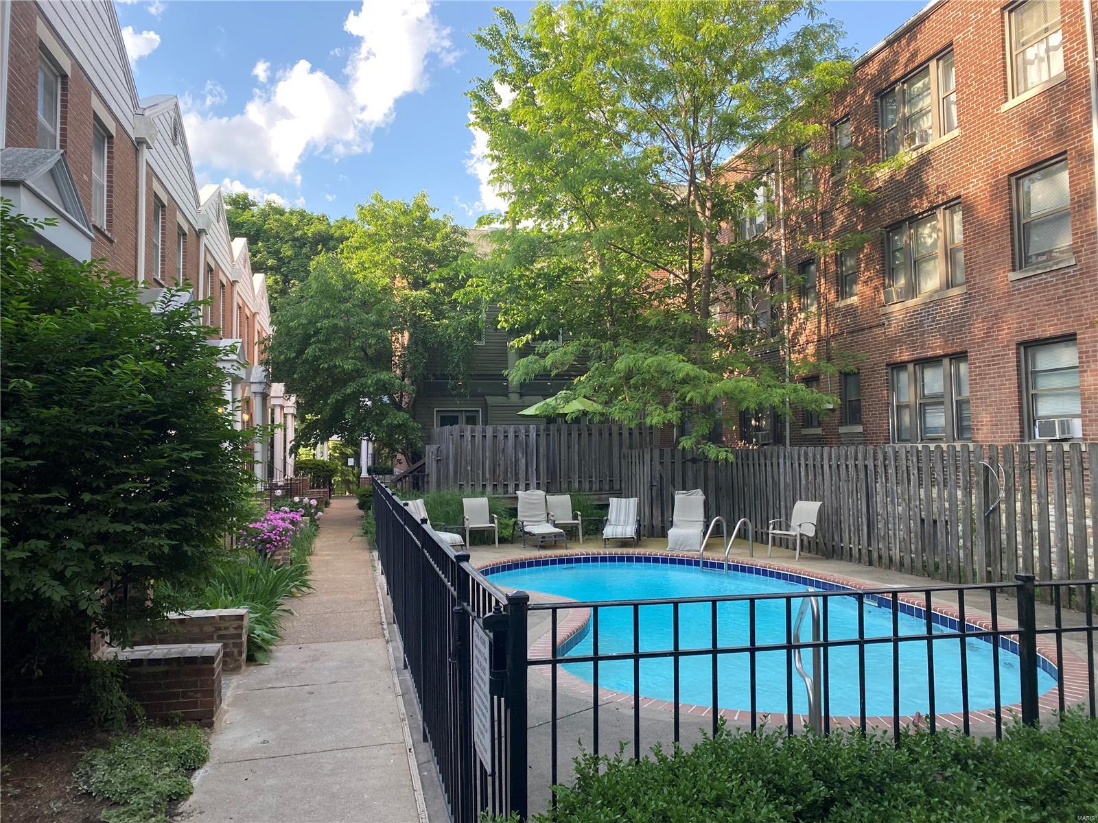 4376 Maryland Avenue Unit: 1