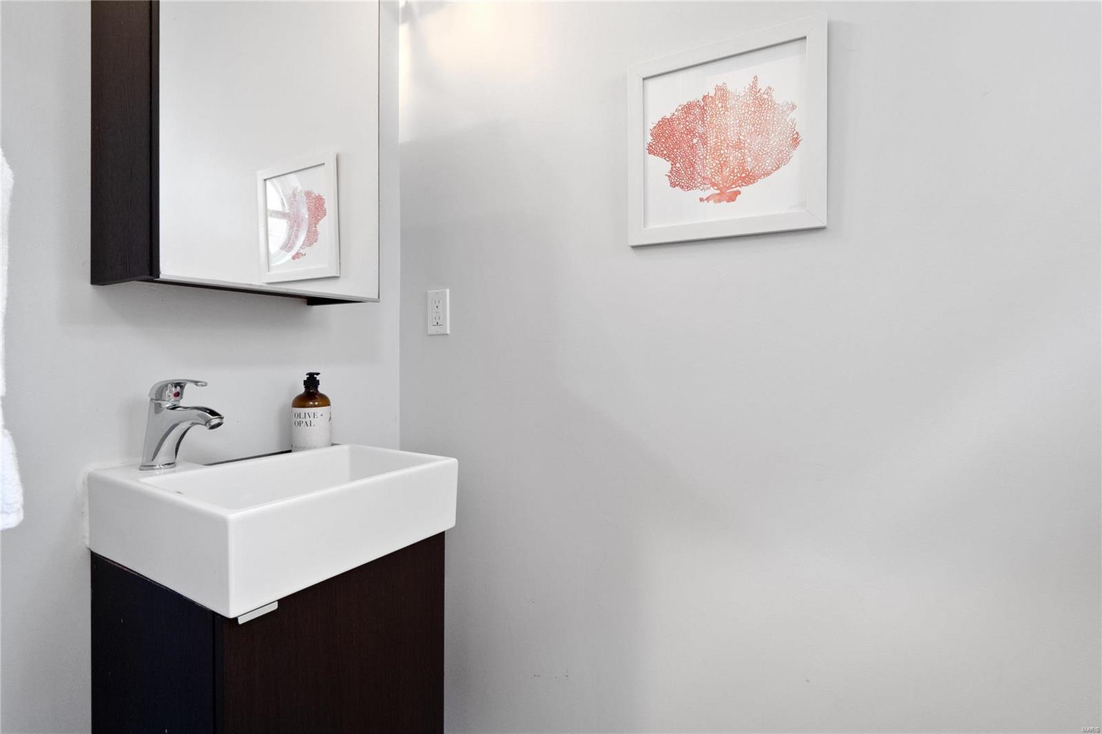 4376 Maryland Avenue Unit: 1