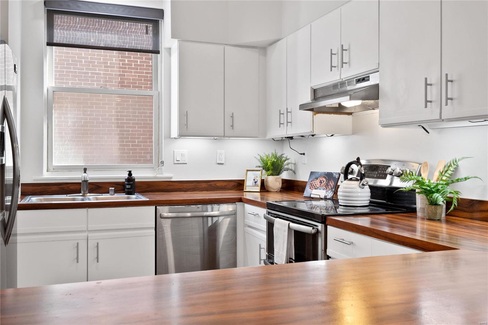 4376 Maryland Avenue Unit: 1