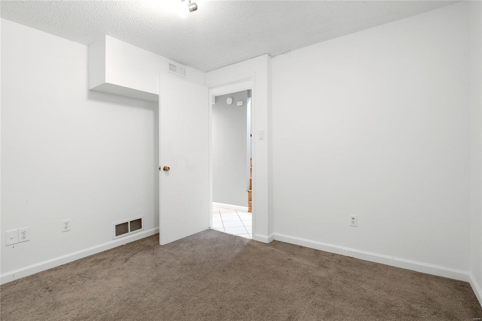 4376 Maryland Avenue Unit: 1