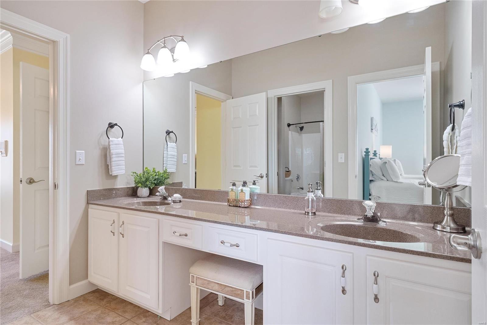 1605 Prospector Trail