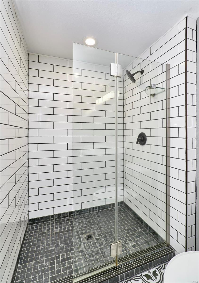 200 S Kirkwood Road Unit: 228