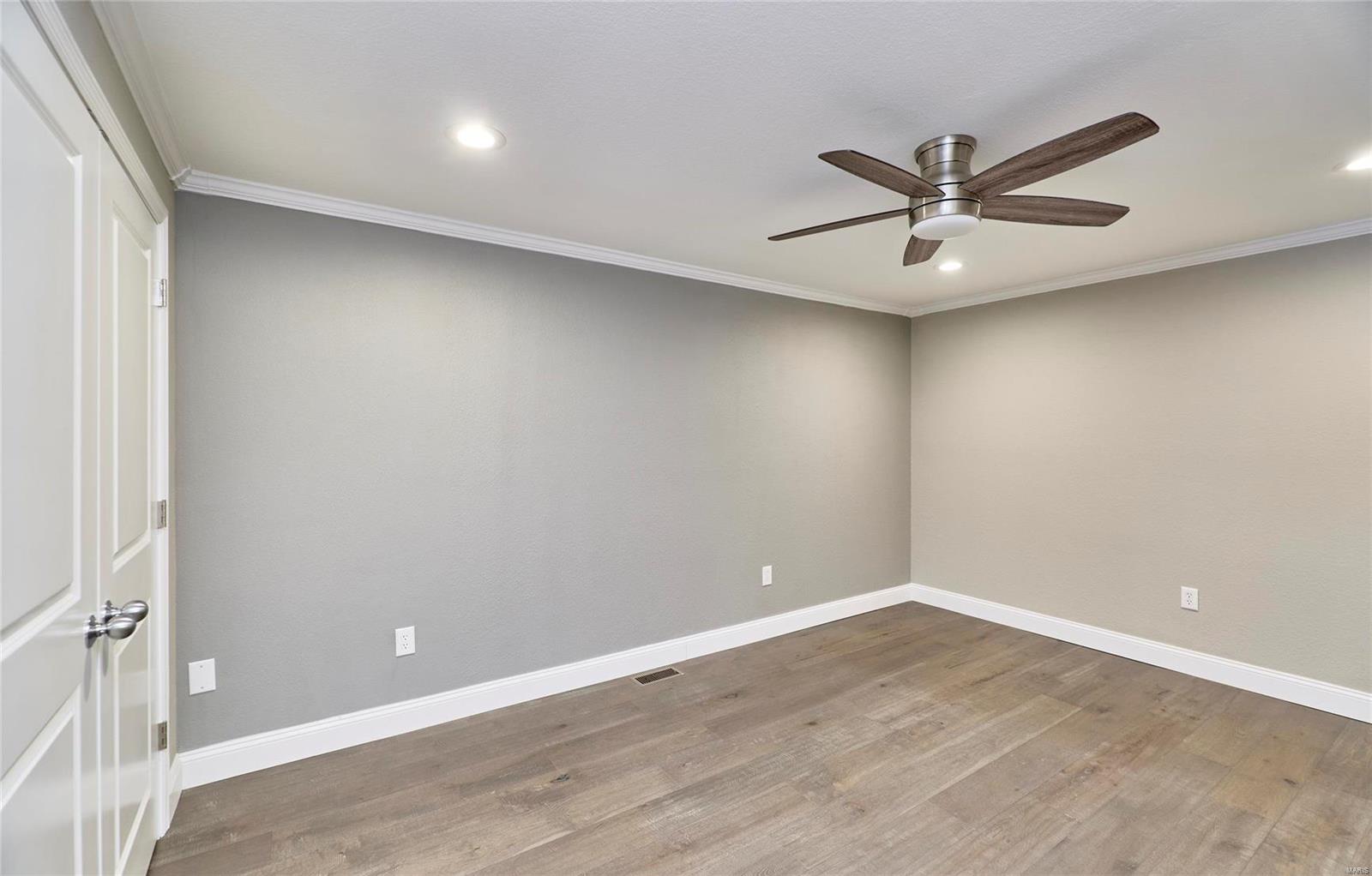 200 S Kirkwood Road Unit: 228