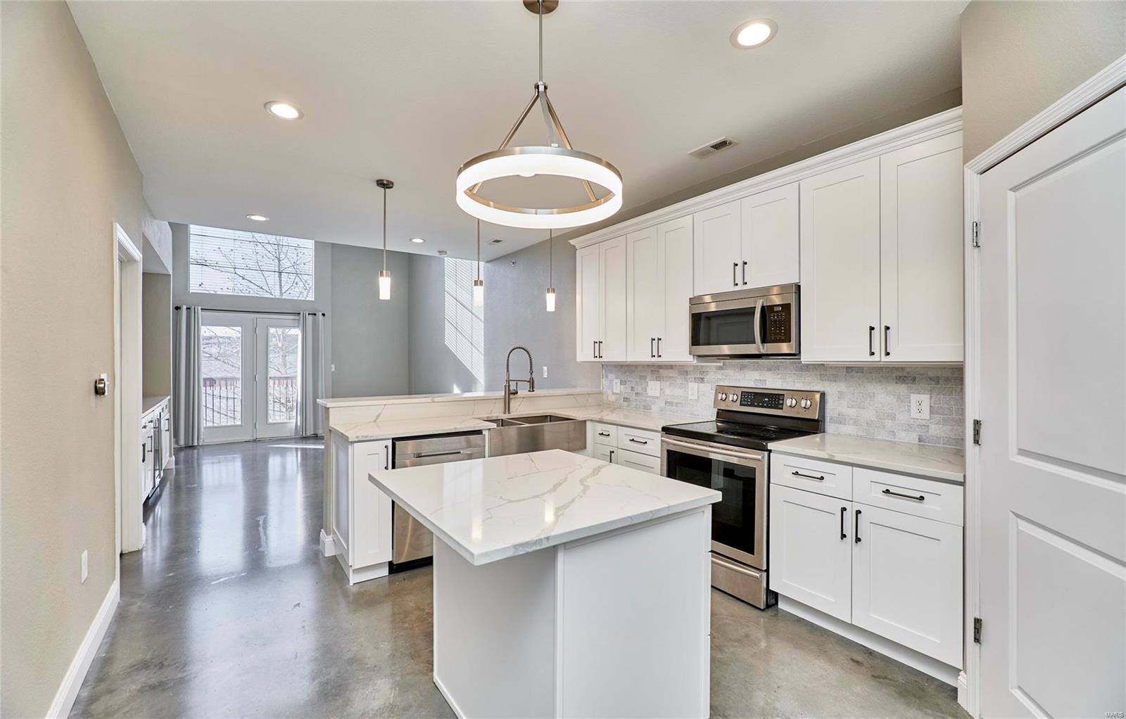 200 S Kirkwood Road Unit: 228