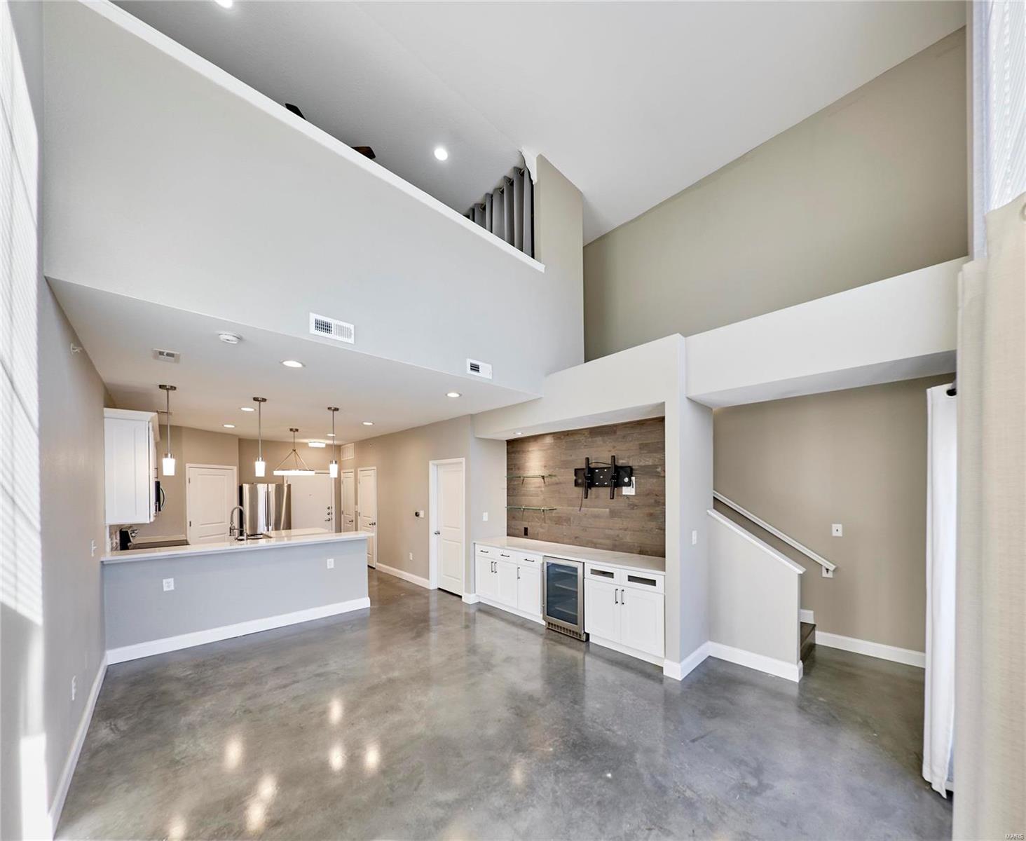 200 S Kirkwood Road Unit: 228