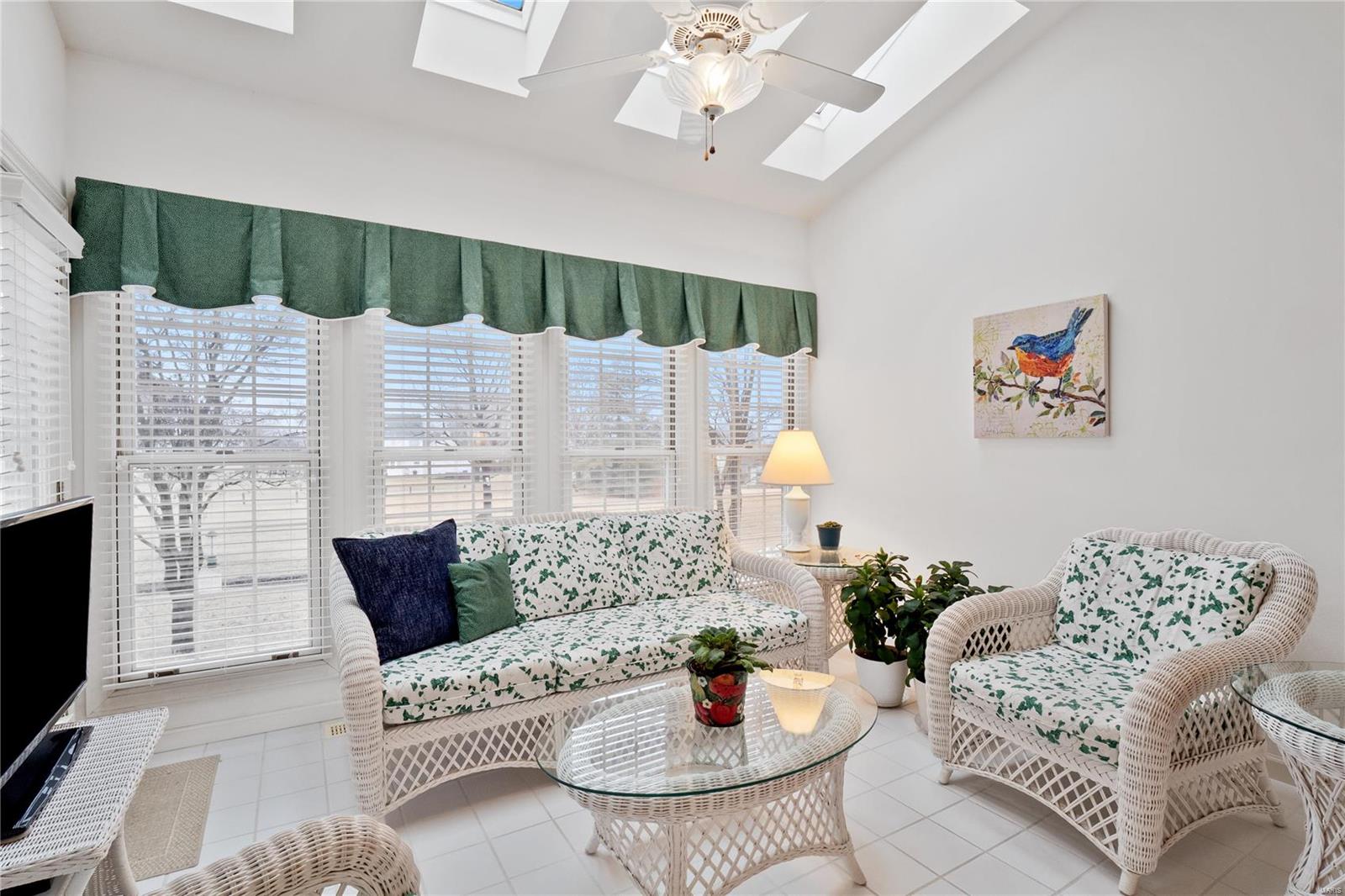 4 Shaelah Drive Unit: 7