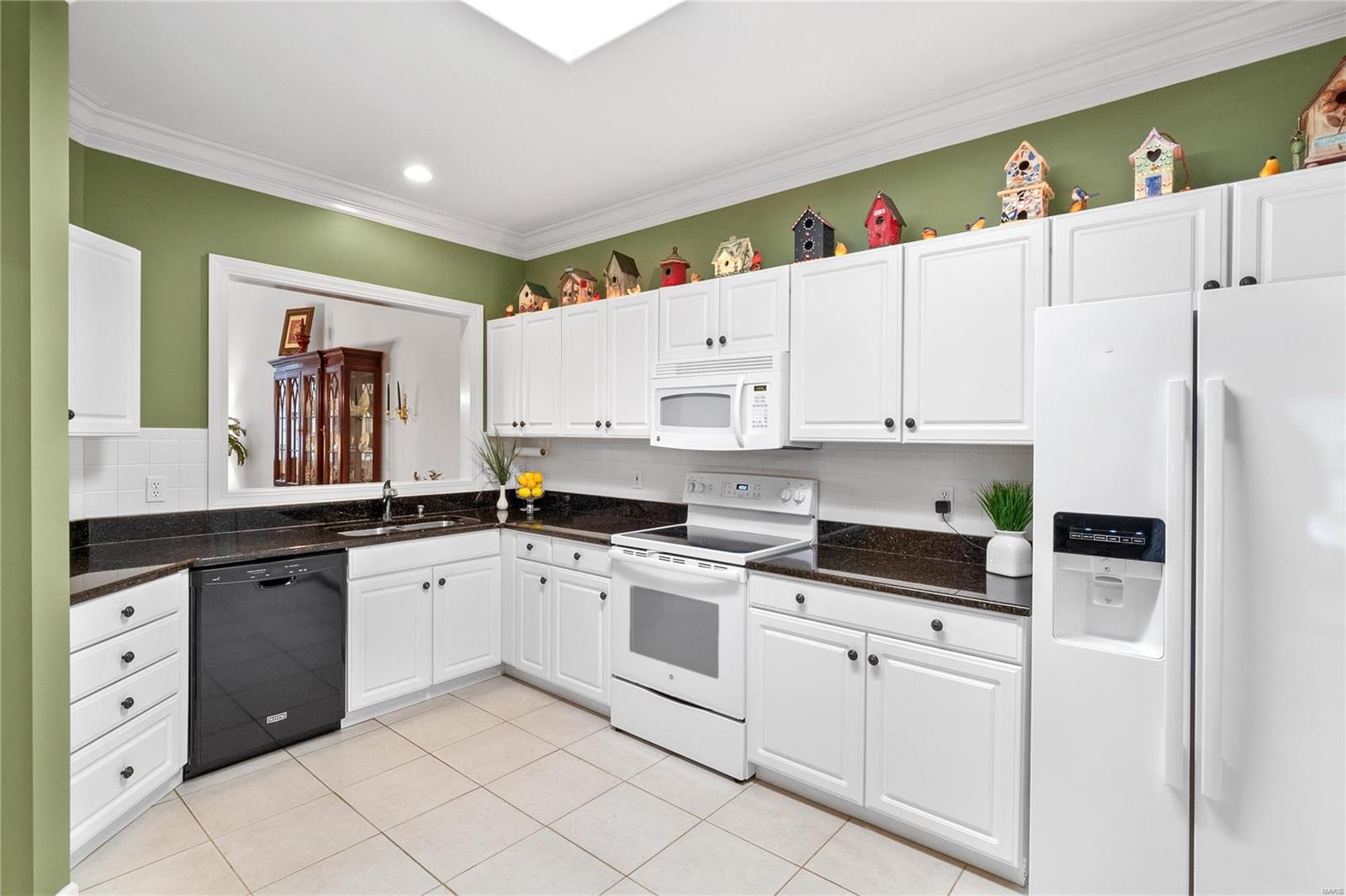 4 Shaelah Drive Unit: 7