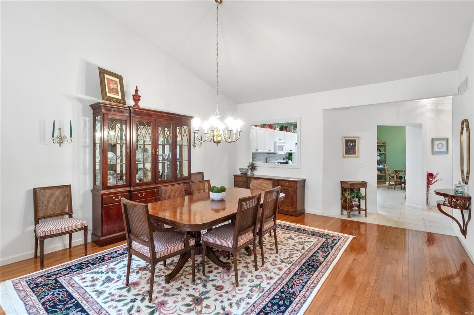 4 Shaelah Drive Unit: 7