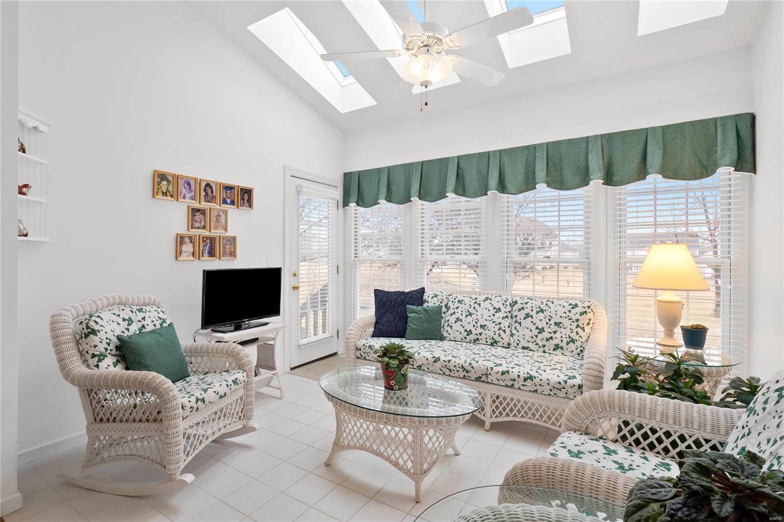 4 Shaelah Drive Unit: 7