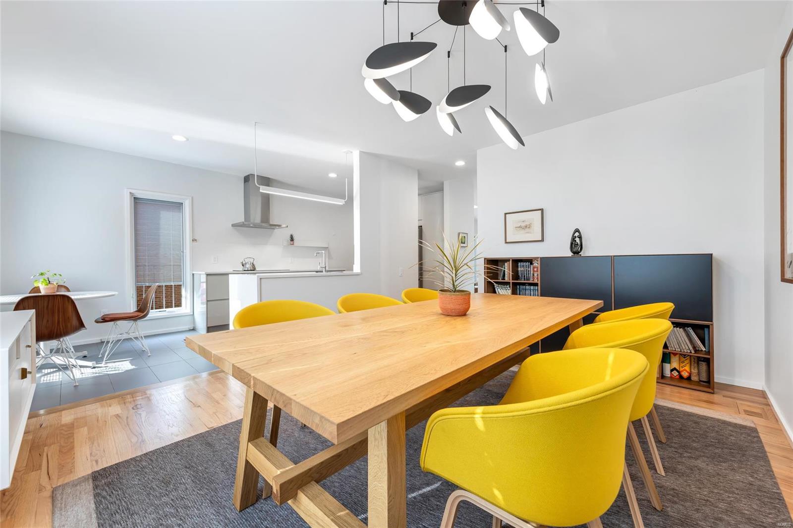 35 N Newstead Avenue Unit: 1