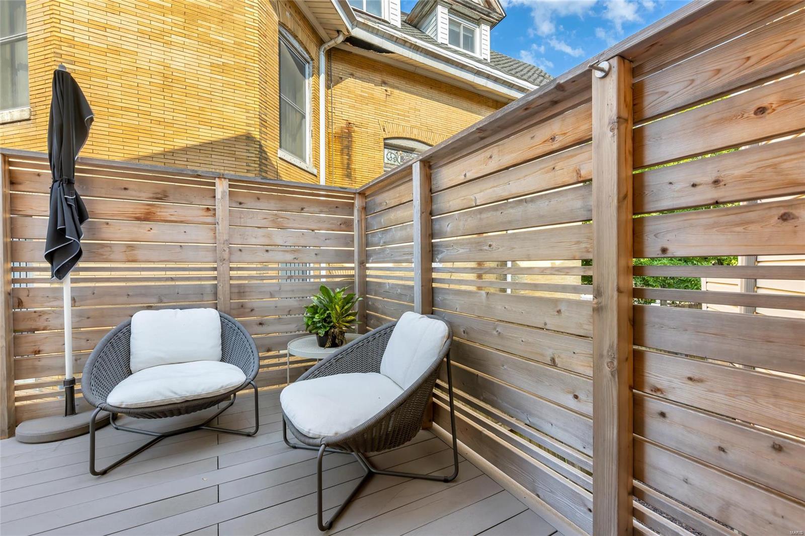 35 N Newstead Avenue Unit: 1