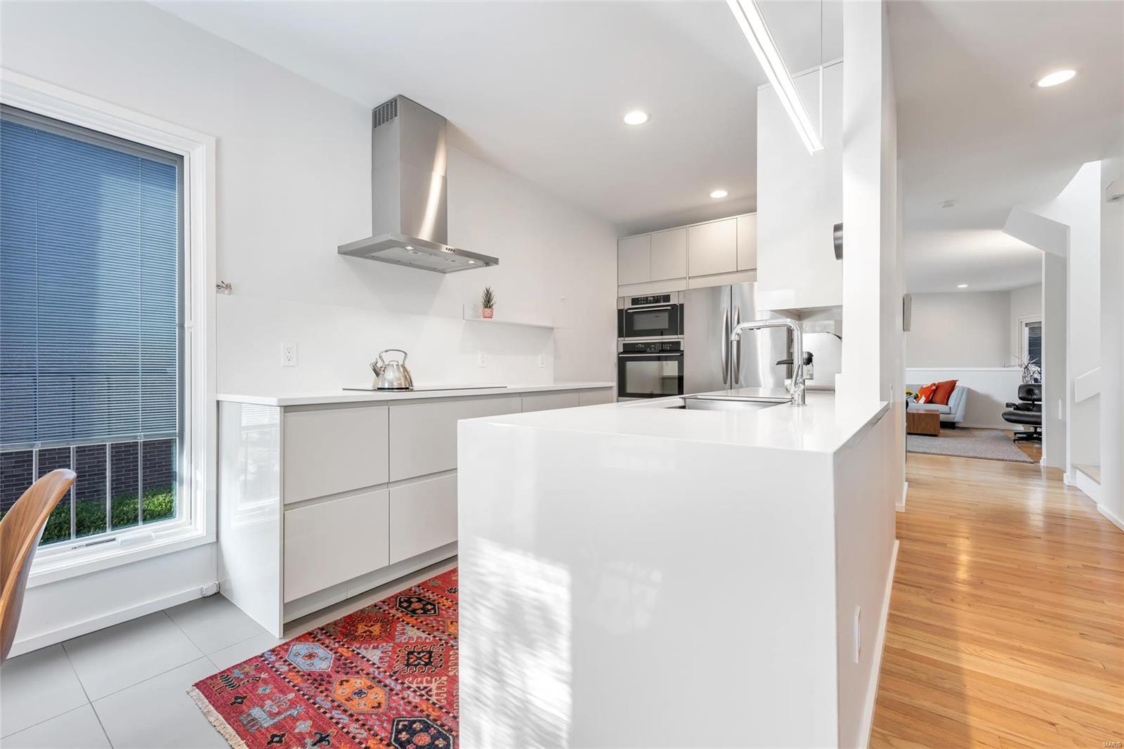 35 N Newstead Avenue Unit: 1