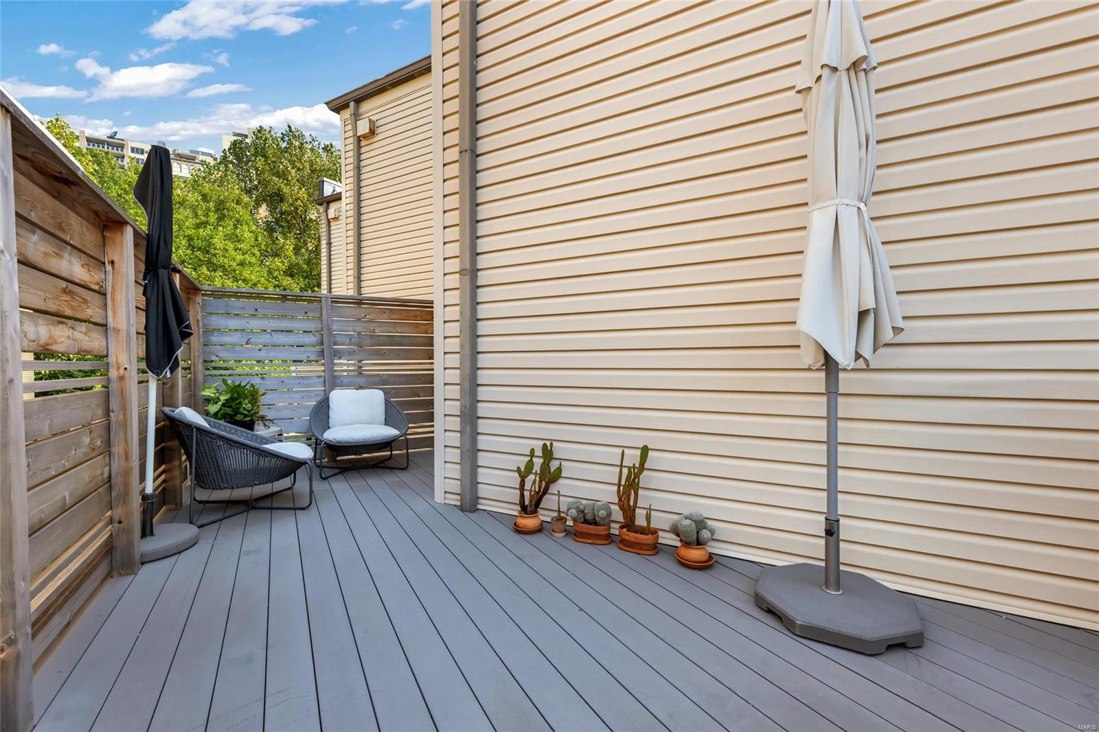 35 N Newstead Avenue Unit: 1