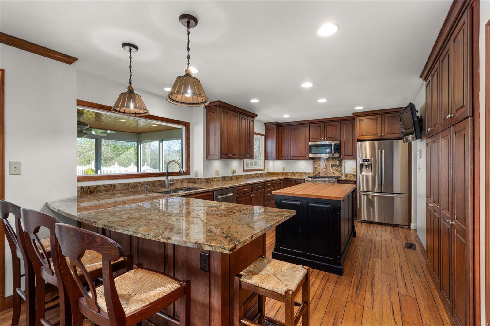 2122 Trailcrest Drive