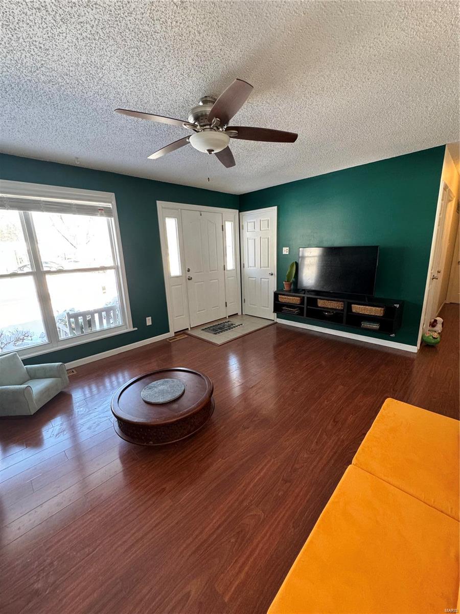 3538 Ridgewood Drive