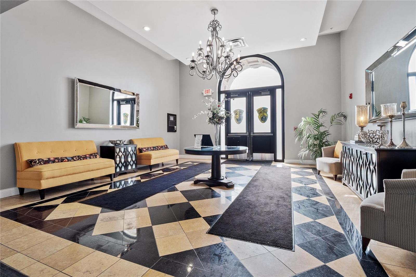 1515 Lafayette Avenue Unit: 415