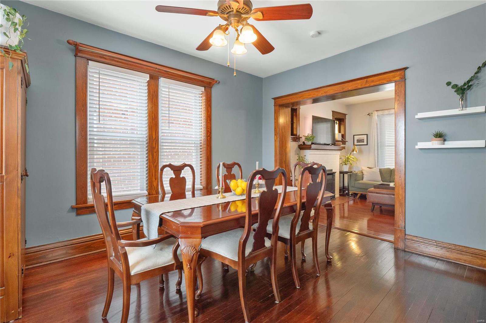 6114 Southwest Avenue