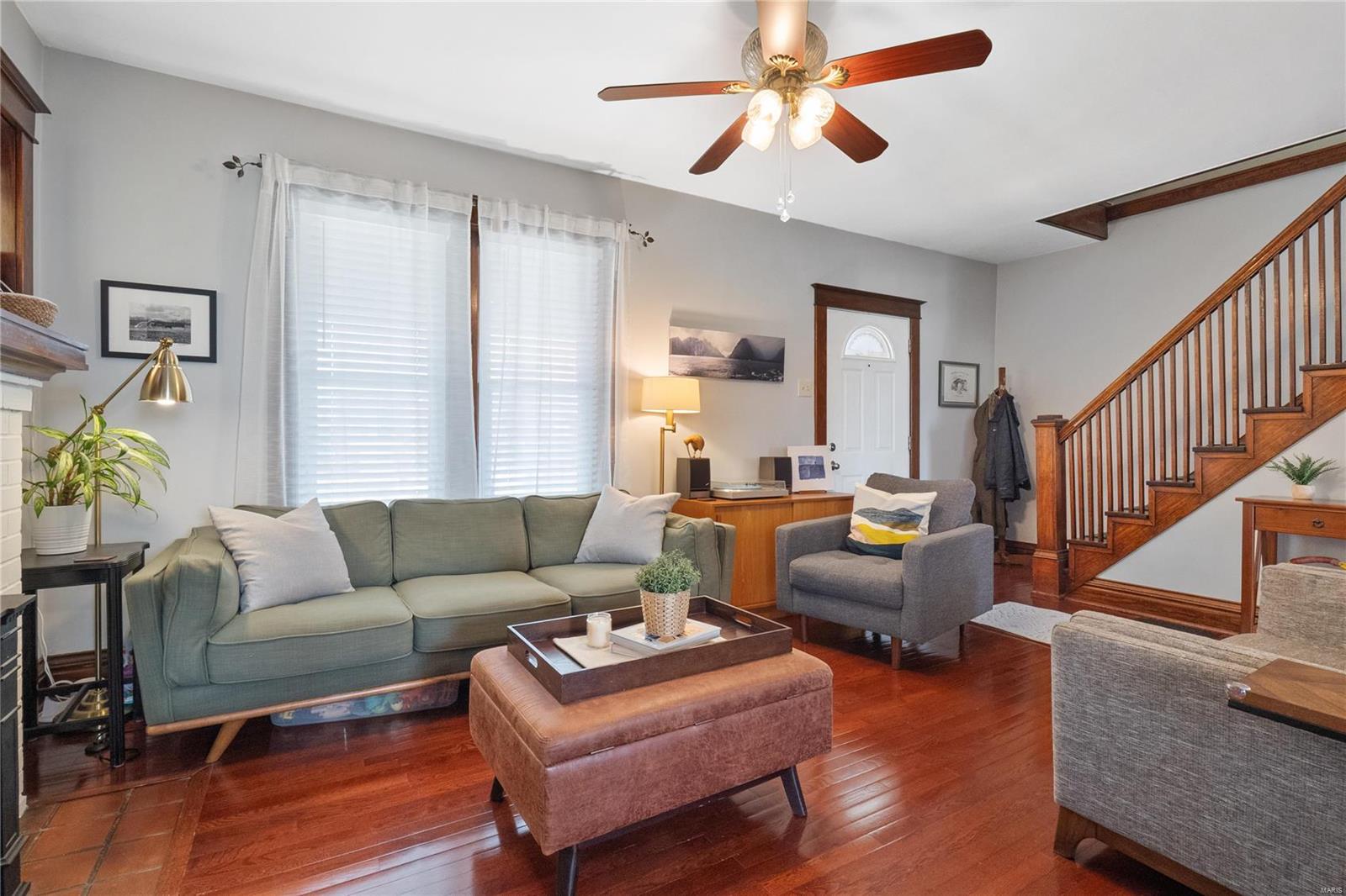 6114 Southwest Avenue