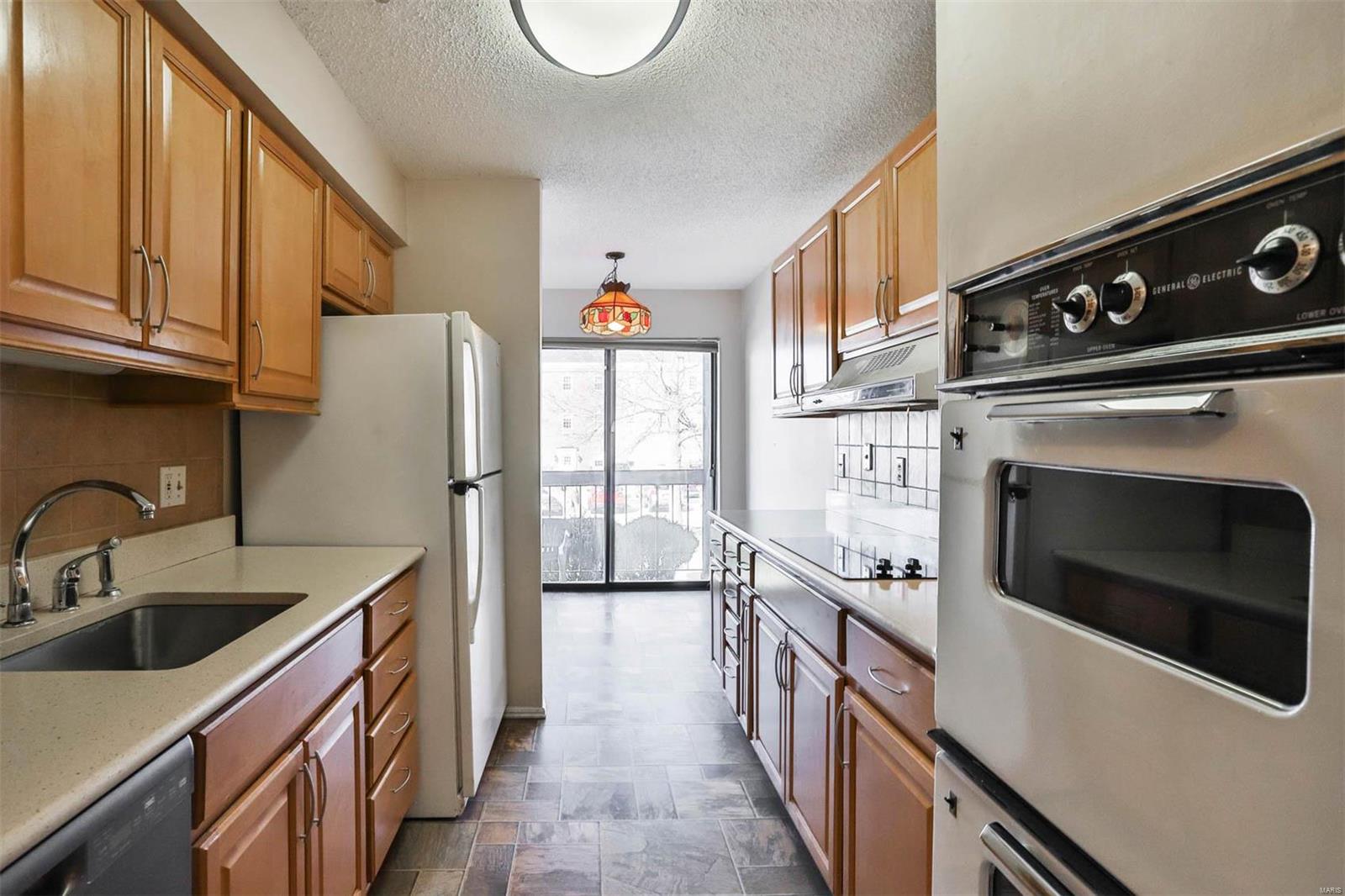 572 Coeur De Royale Drive Unit: 108
