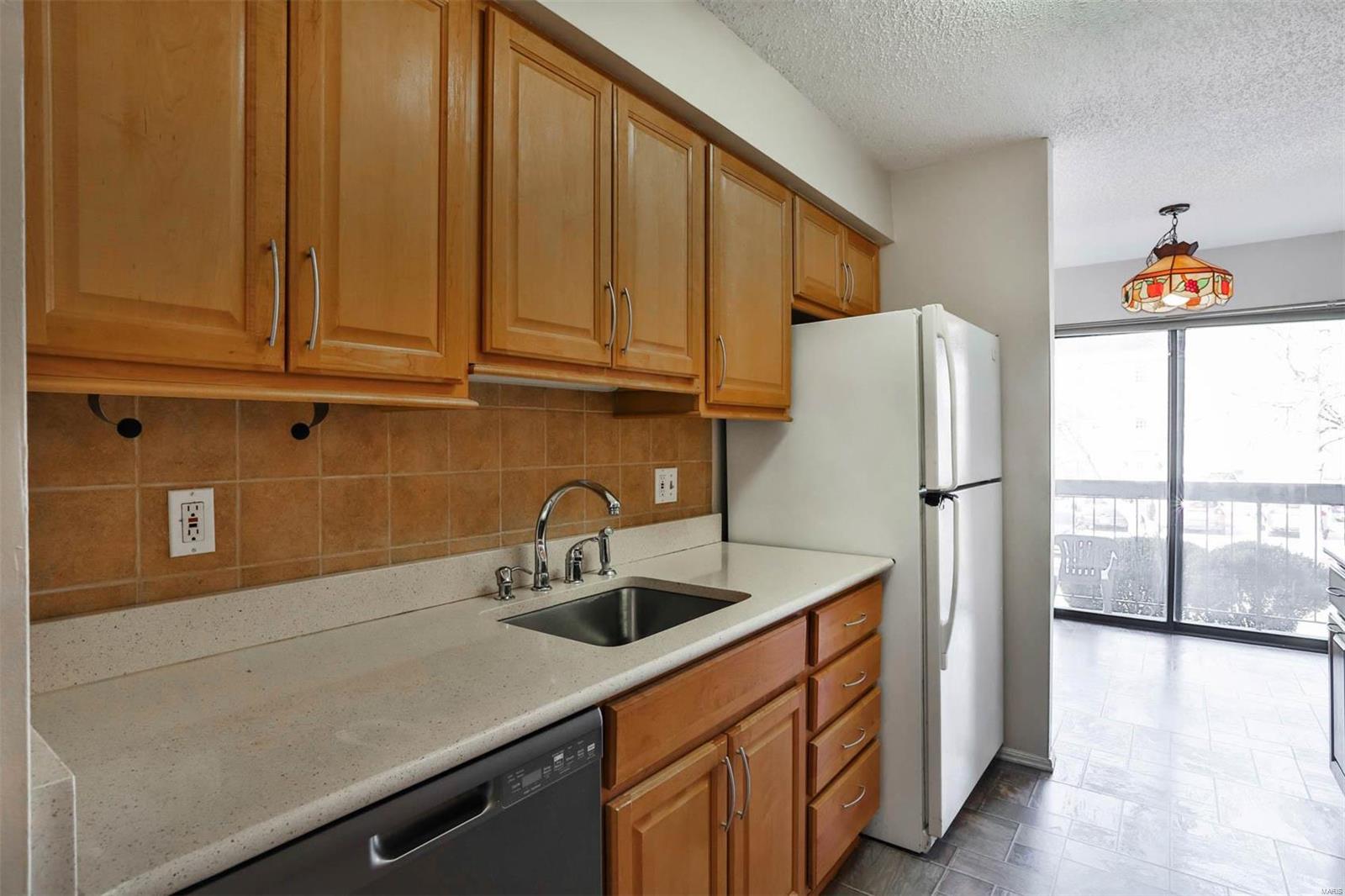 572 Coeur De Royale Drive Unit: 108