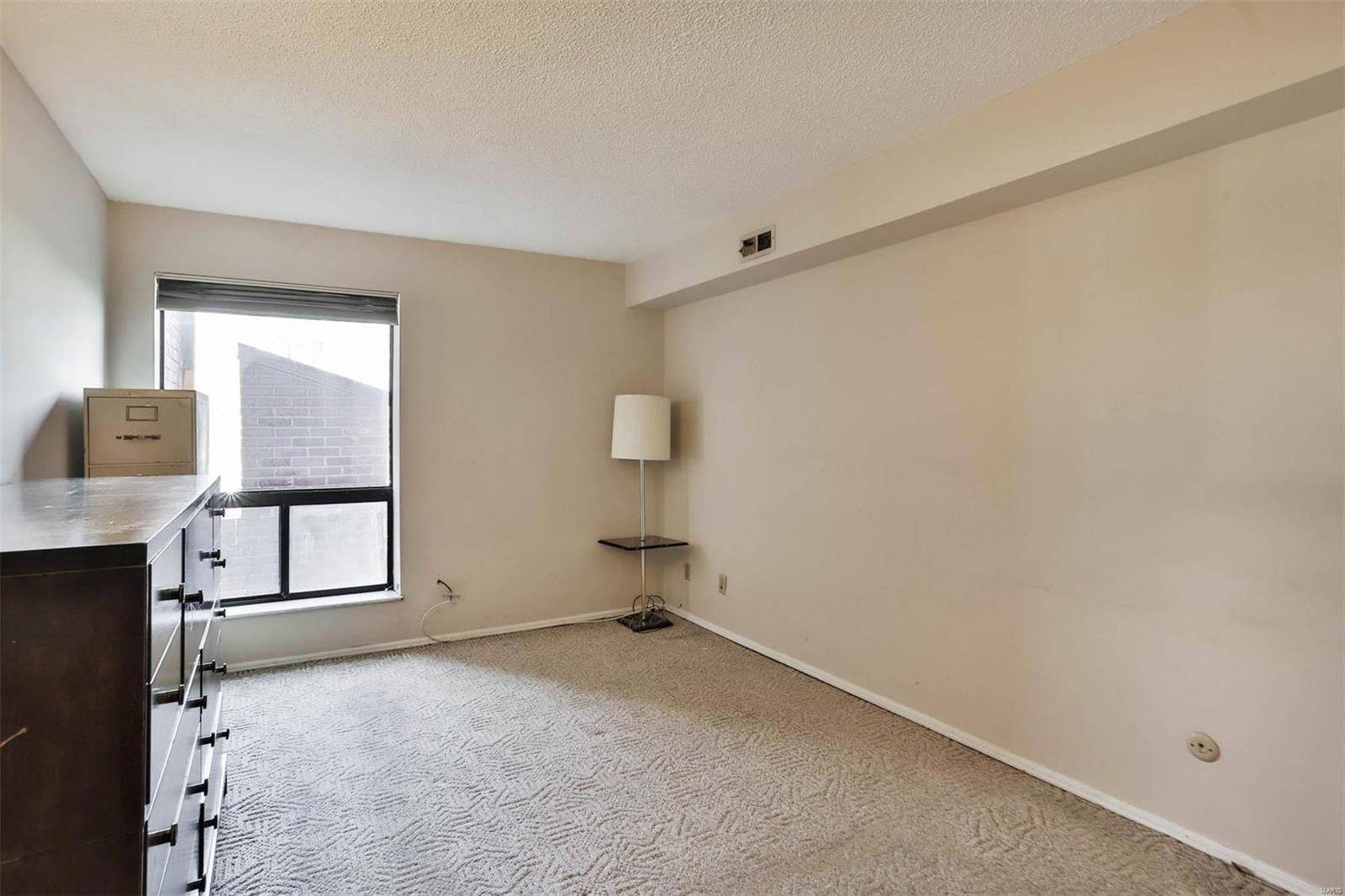 572 Coeur De Royale Drive Unit: 108