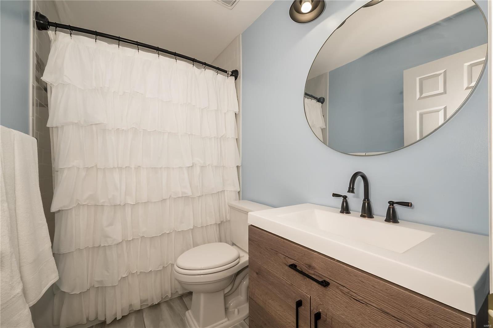 4521 Emerald View Court