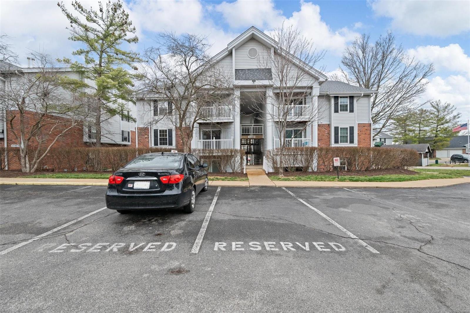 4333 Arrow tree Drive Unit: L