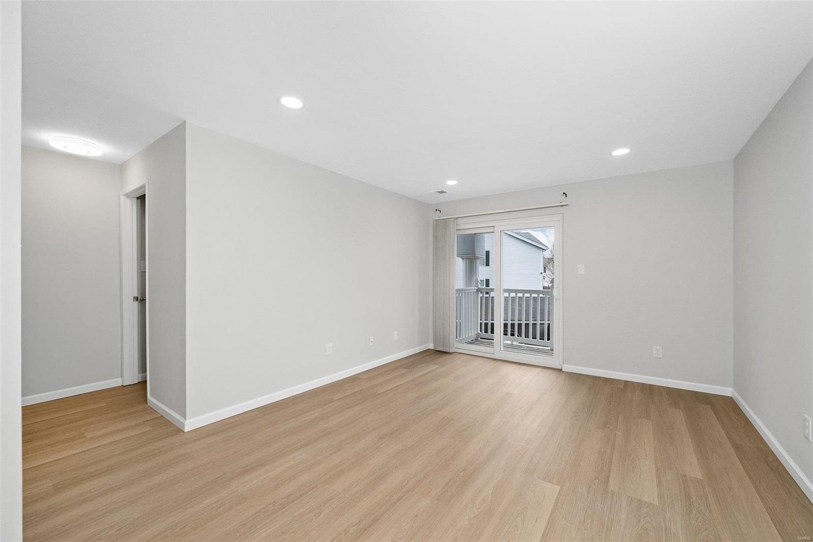 4333 Arrow tree Drive Unit: L