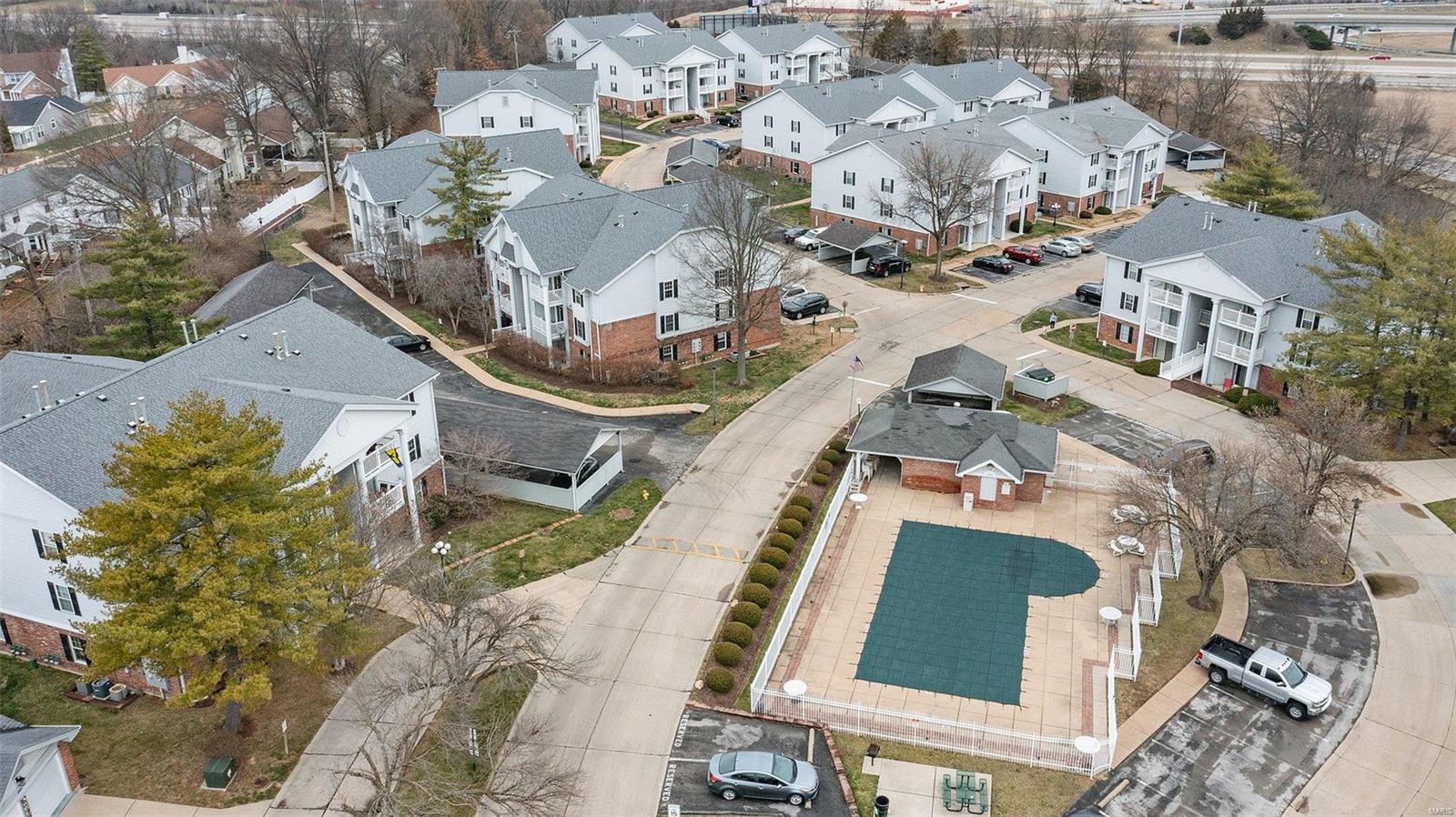 4333 Arrow tree Drive Unit: L