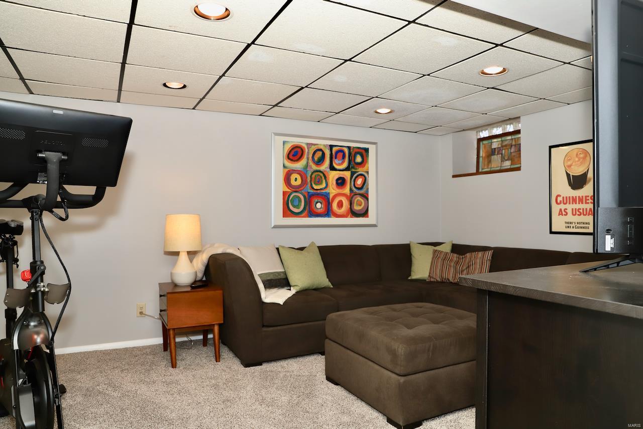 6114 Arendes Drive Drive