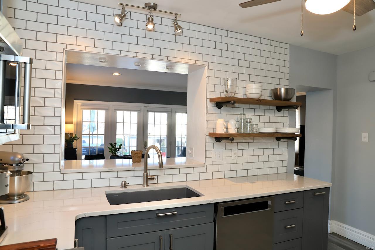 6114 Arendes Drive Drive