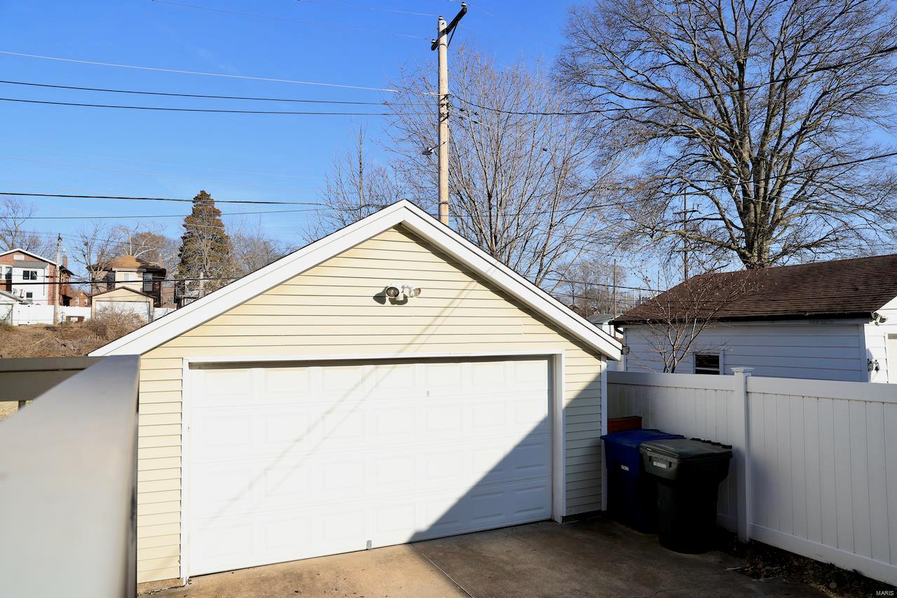 6114 Arendes Drive Drive