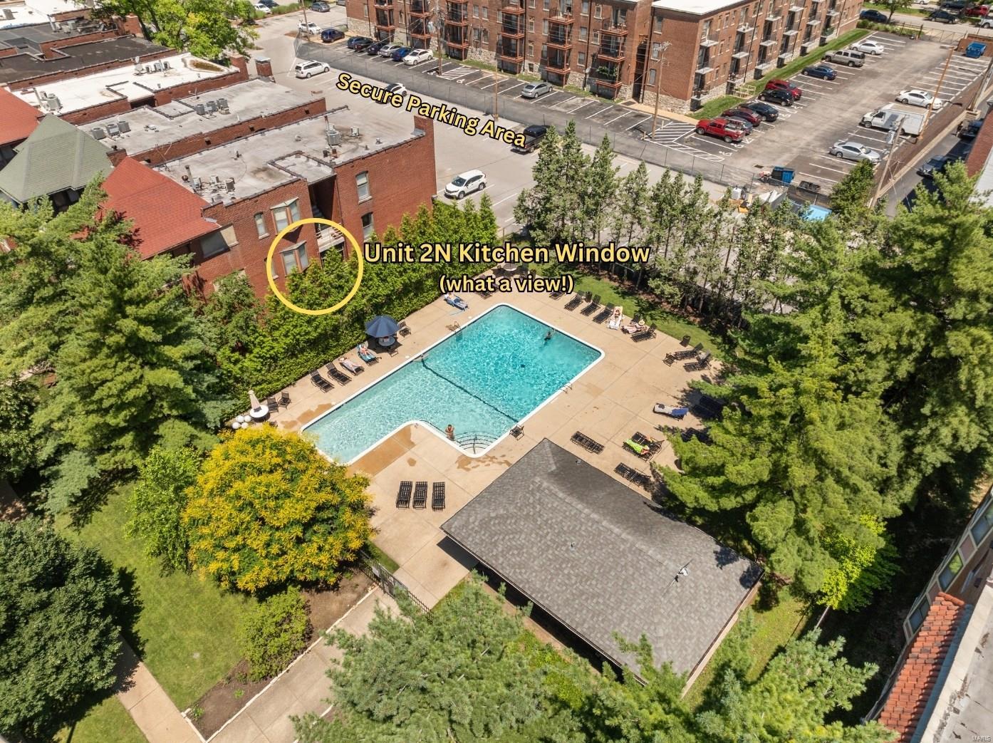 5653 Waterman Boulevard Unit: 22