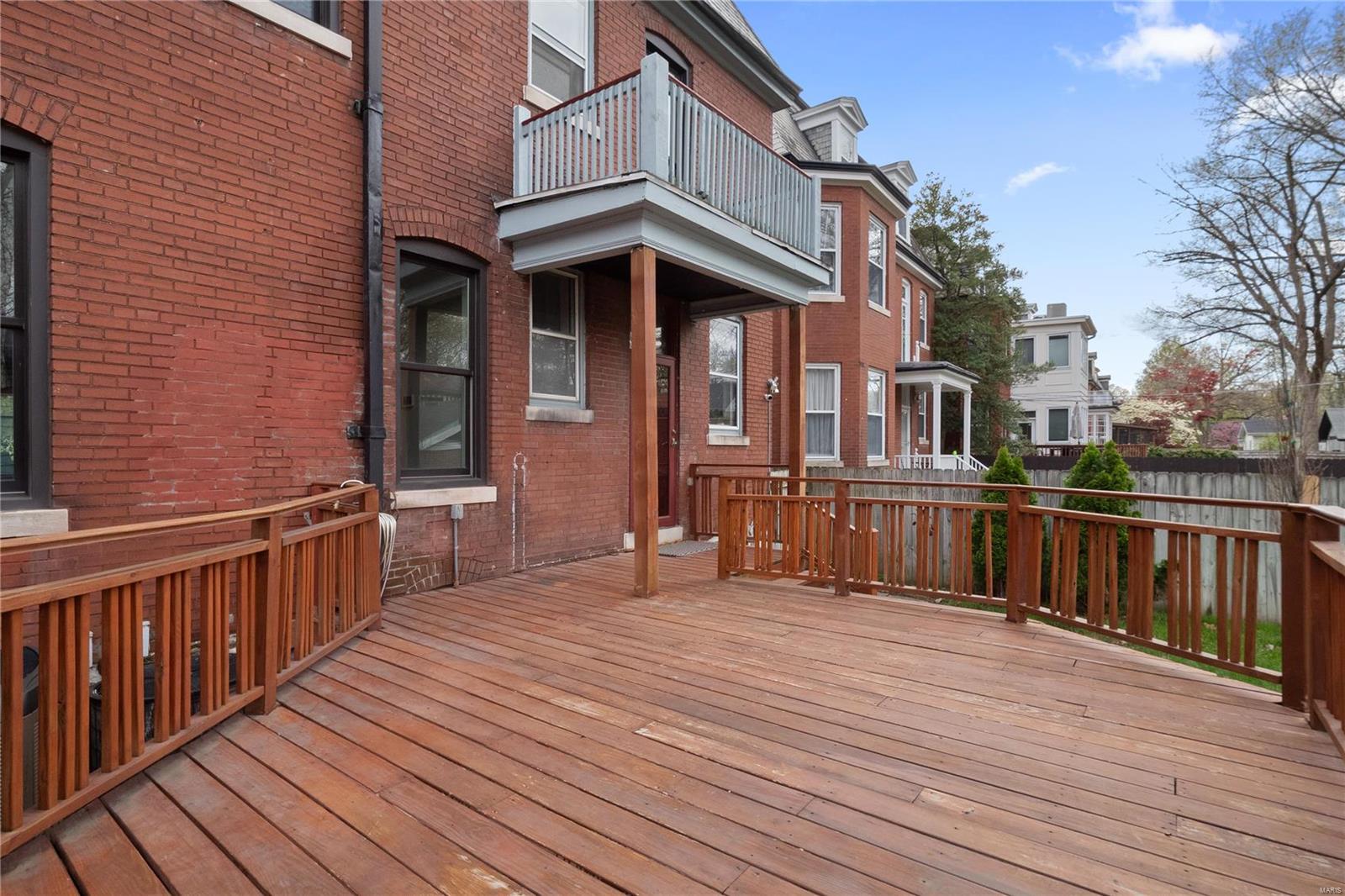 6123 Kingsbury Avenue